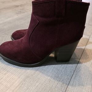 Women's Burgundy Ankle Boots